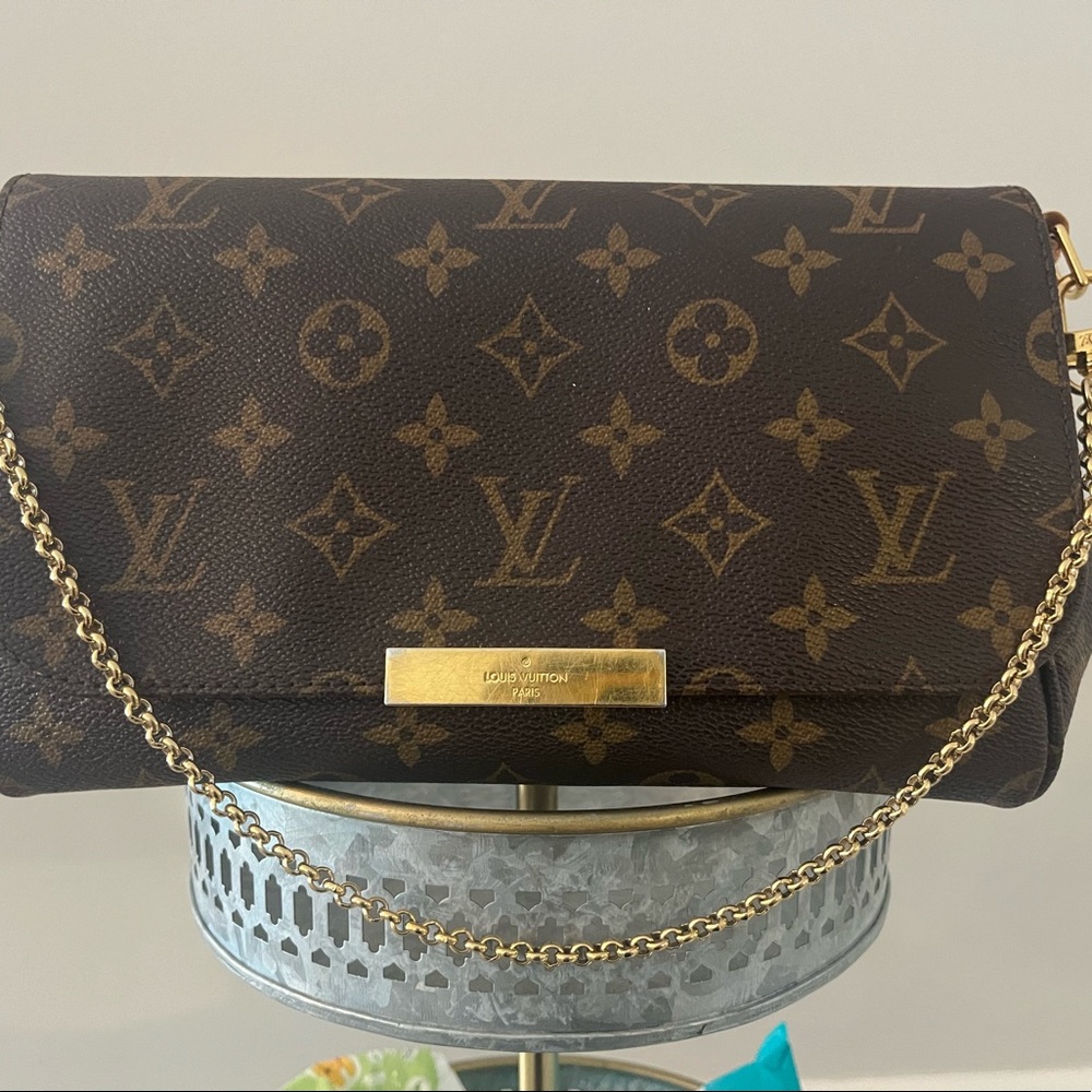 Louis Vuitton Favorite MM